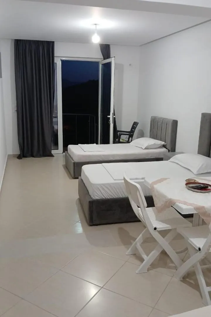 Florian Apartments Sarandë