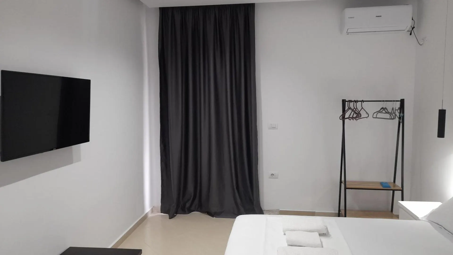 Florian Apartments Sarandë